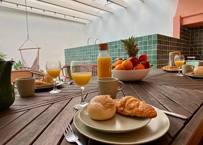 Portugal Secret By Coral - Townhouse With Small Pool *