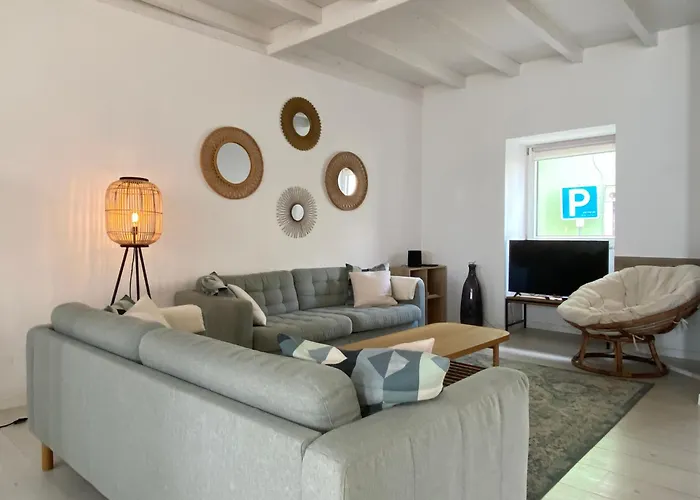 Portugal Secret By Coral - Townhouse With Small Pool *